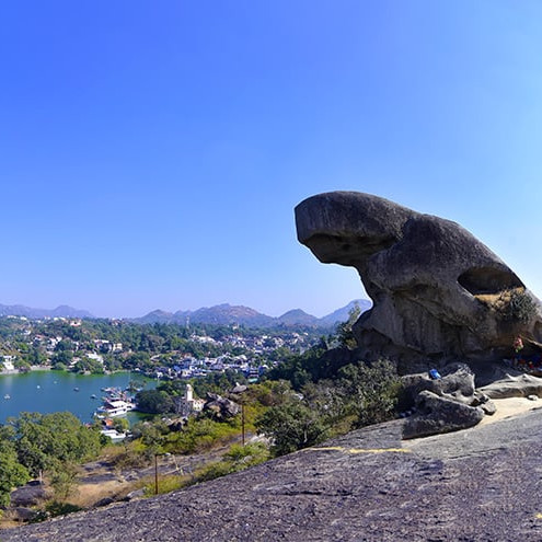 Rajasthan Heritage Tour: Jaipur, Pushkar, Udaipur, Mount Abu, Jodhpur, Nagaur & Bikaner – 8 Days